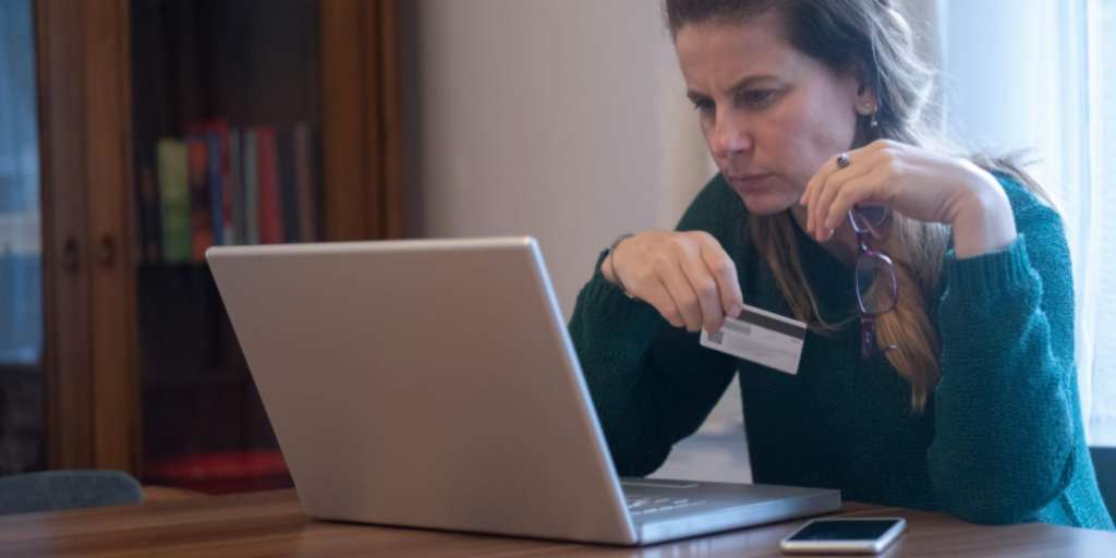 fake luxury fashion scams